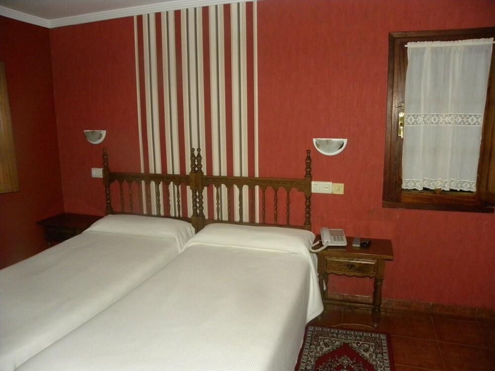 Hotel Restaurante Casa Fernando Ballota Εξωτερικό φωτογραφία
