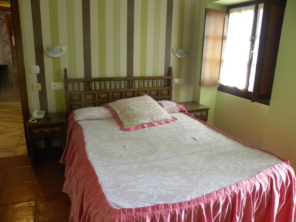 Hotel Restaurante Casa Fernando Ballota Δωμάτιο φωτογραφία